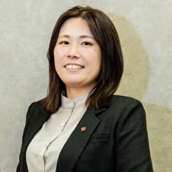 河村 彩香